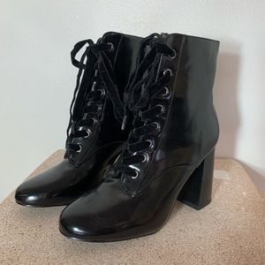 Lace Up Chunky Heeled Boots